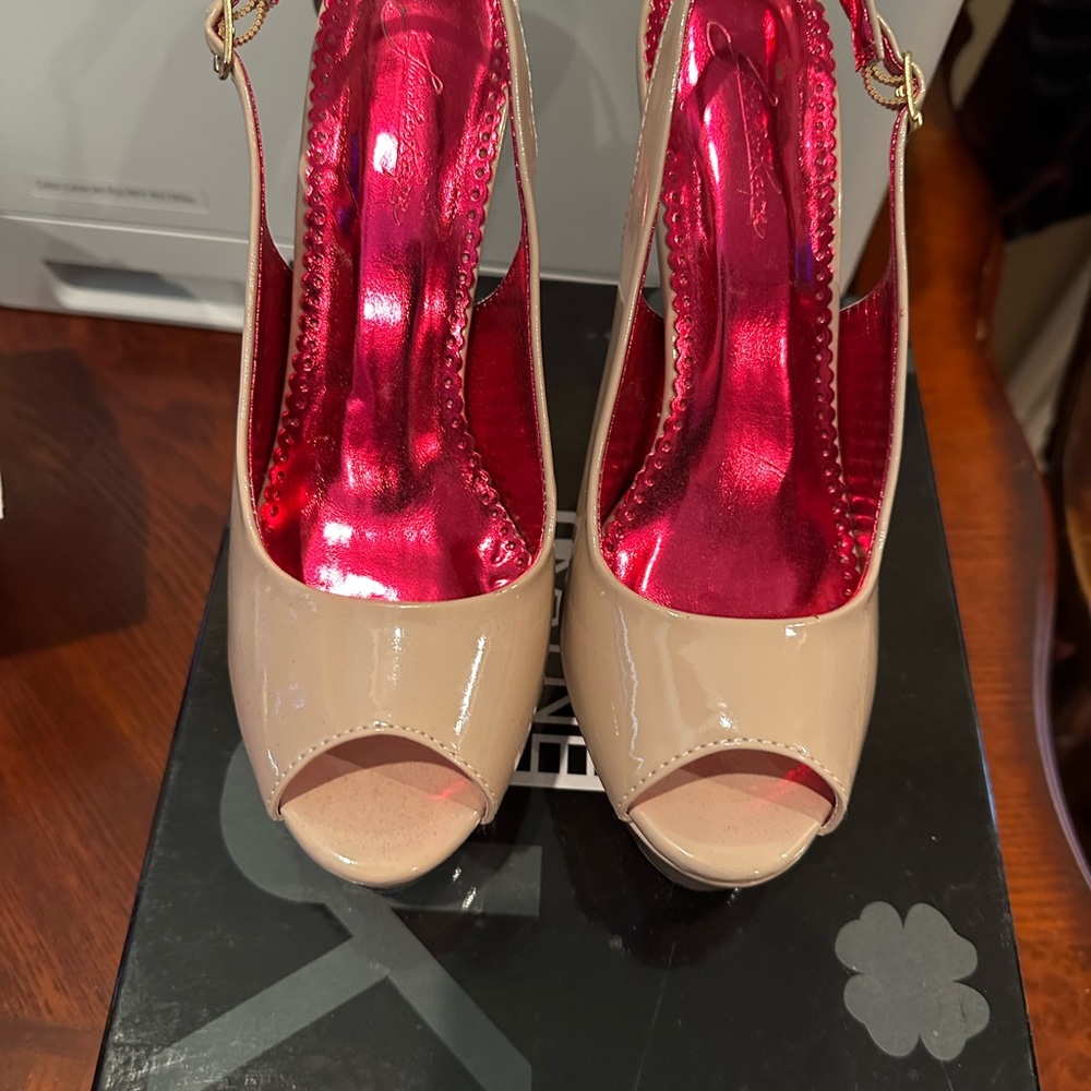 Johnathan kayne high heels